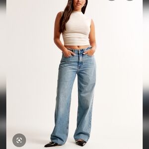 Abercrombie & Fitch Curve Love The Slouchy Mid Rise Jean